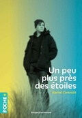 Cover: Un peu plus pr&egrave;s des &eacute;toiles - Bayard Jeunesse