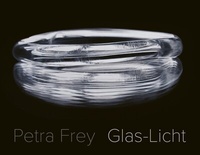 Abbildung von: Petra Frey: Glas-Licht - Snoeck