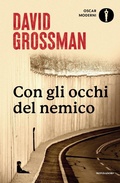 Cover: Con gli occhi del nemico. Raccontare la pace in un paese in guerra - Oscar moderni;Mondadori