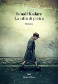 Cover: La citt&agrave; di pietra - I delfini. Best seller;La nave di Teseo