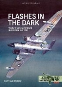 Abbildung von: Flashes in the Dark Volume 2 - Helion & Company