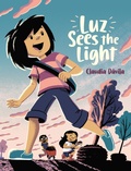 Cover: Luz Sees the Light - Kids Can Press