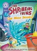 Cover: Graphics: The Shrinking Twins: Car Wash Trouble - Franklin Watts