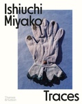 Cover: Ishiuchi Miyako: Traces - Thames & Hudson Ltd