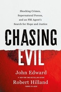 Cover: Chasing Evil - Thorndike Press Large Print