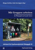 Cover: Mit Gruppen arbeiten - Psychosozial-Verlag