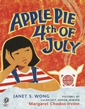 Cover: Apple Pie Fourth of July - Voyager Books,U.S.
