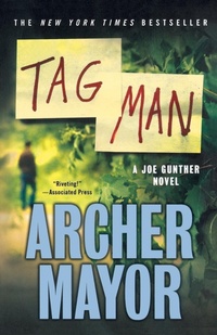 Enlarge image Cover: Tag Man - St. Martins Press-3pl