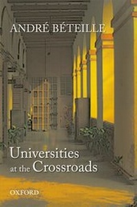 Abbildung von: Universities at the Crossroads - OUP India