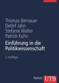 Cover: Einf&uuml;hrung in die Politikwissenschaft - UTB