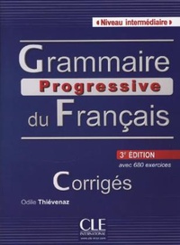 Abbildung von: Grammaire progressive du français, Niveau intermédiaire - Klett