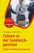 Cover: F&uuml;hren in der Sandwichposition - Haufe-Lexware