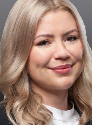 Porträt von Julia Tomasello