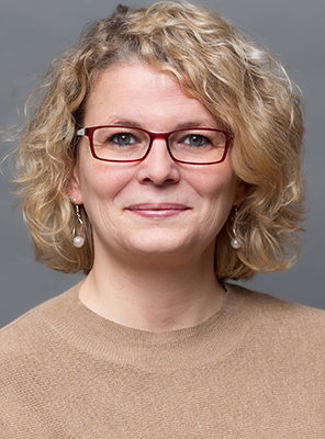 Porträt von Claudia Gores